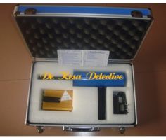 江西鄭某在古廟找出大量銅錢